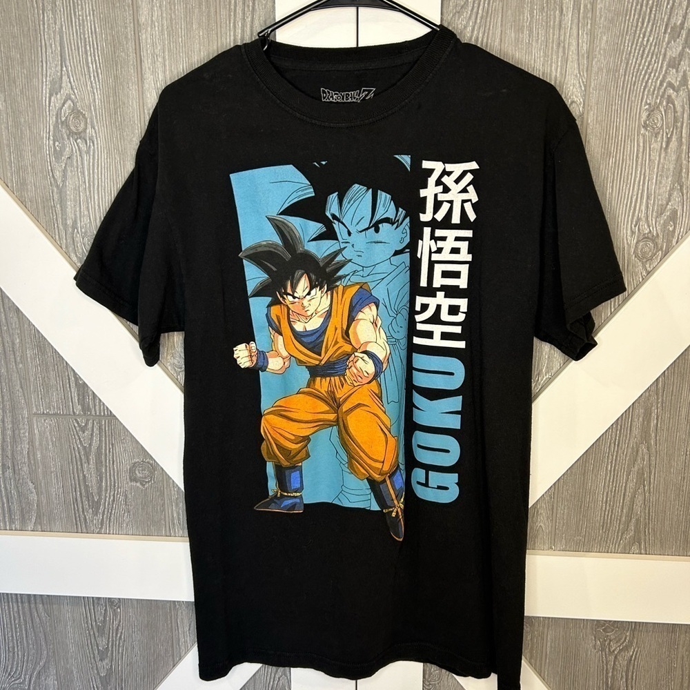 D17.06 Dragon Ball Z Son Goku T-Shirt Men's Tee Shirt Medium M